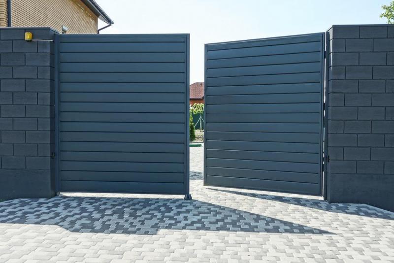 Les points cl&eacute;s pour une installation de portails durable et s&eacute;curis&eacute;e